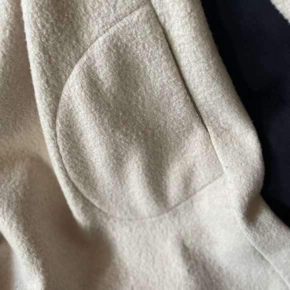 Beautiful Wilfred Merino Wool Swing Coat - Picture 5 of 9